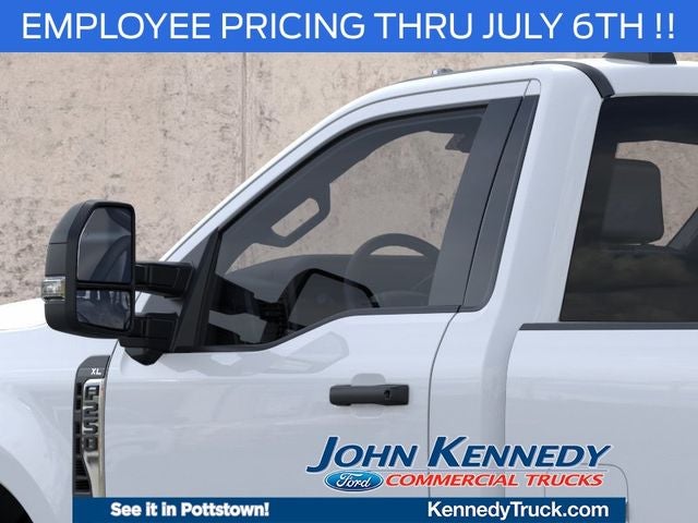 2026 Ford Super Duty F-250 SRW XL 4WD Reg Cab 8' Box