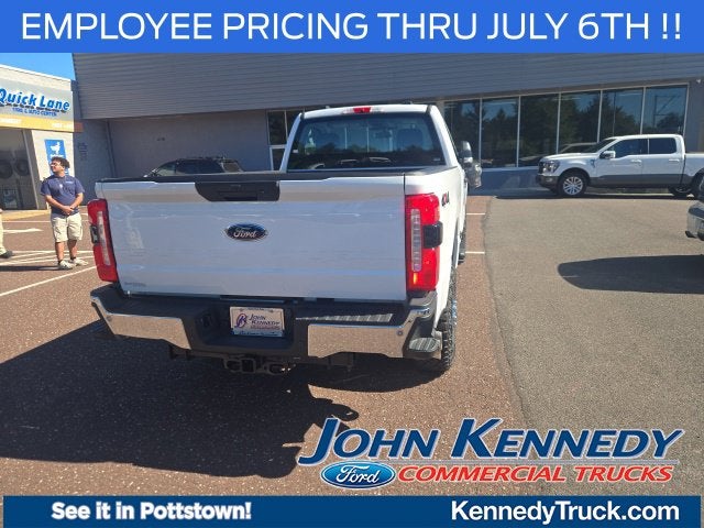 2026 Ford Super Duty F-250 SRW XL 4WD Reg Cab 8' Box