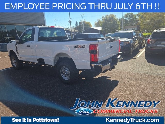 2026 Ford Super Duty F-250 SRW XL 4WD Reg Cab 8' Box