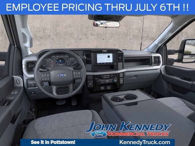 2026 Ford Super Duty F-250 SRW XL 4WD Reg Cab 8' Box