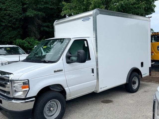 2027 Ford E-Series SRW E-350 Super Duty 138 in WB's photo