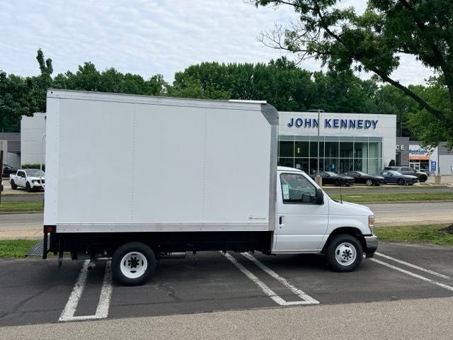 2027 Ford E-Series DRW E-350 Super Duty 138 in WB's photo