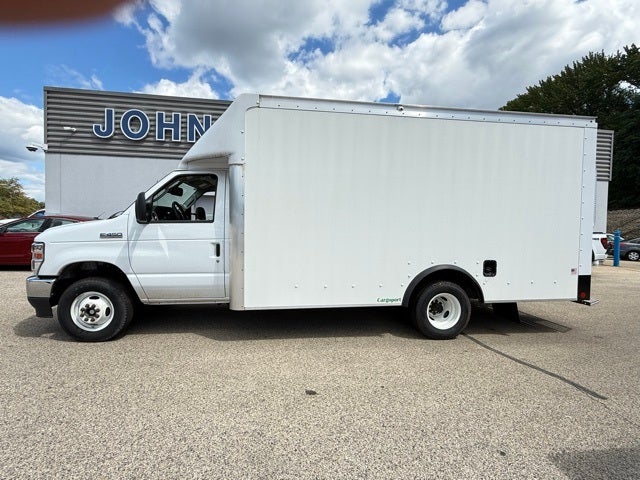 2024 Ford E-450SD Base Commercial