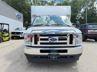 2024 Ford E-450SD Base Commercial