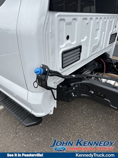 2026 Ford F-550SD XL Chassis Commercial