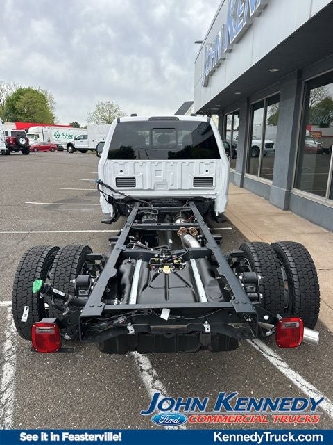 2026 Ford F-550SD XL Chassis Commercial
