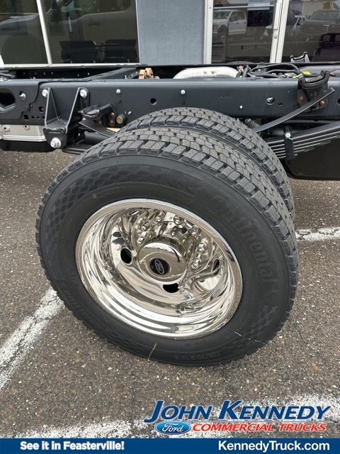 2026 Ford F-550SD XL Chassis Commercial