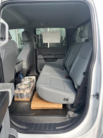 2026 Ford F-350SD Chassis Commercial