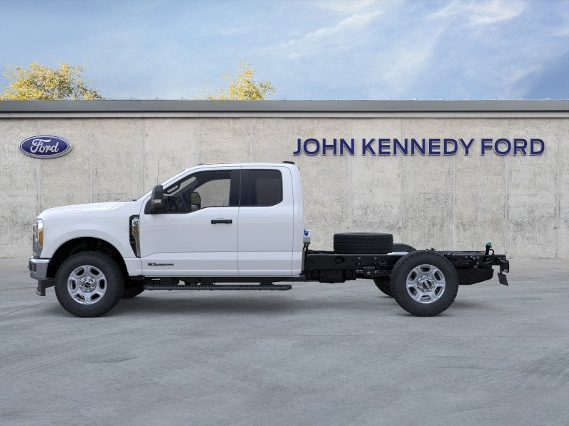 2026 Ford F-350SD XLT 168 WB