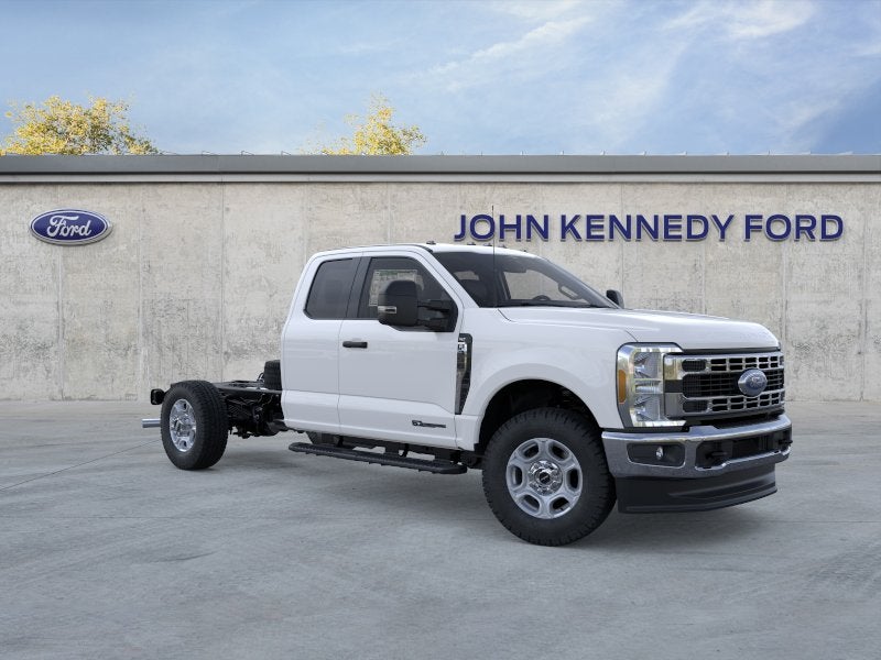 2026 Ford F-350SD XLT 168 WB