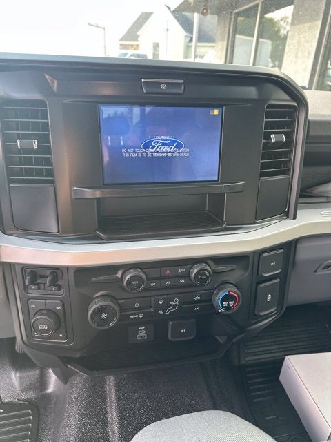 2027 Ford F-350SD XL