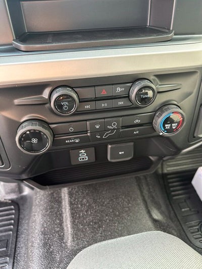 2027 Ford F-350SD XL
