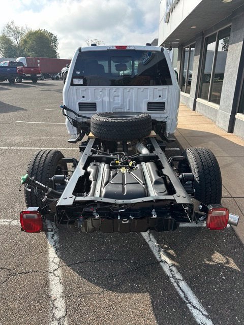 2027 Ford F-350SD XL