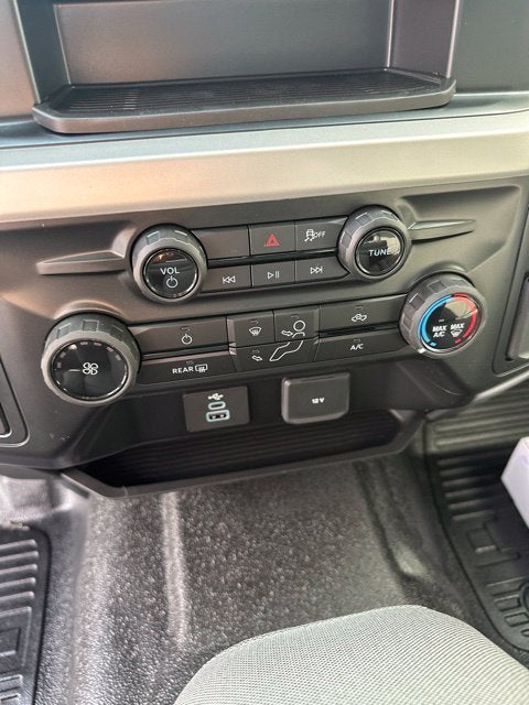 2027 Ford F-350SD XL