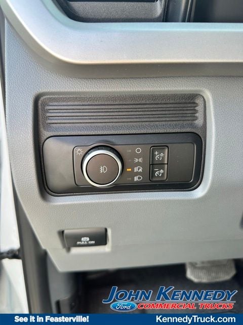 2026 Ford F-600SD XL
