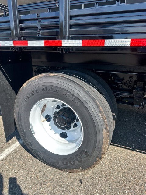 2027 Ford F-650SD Base