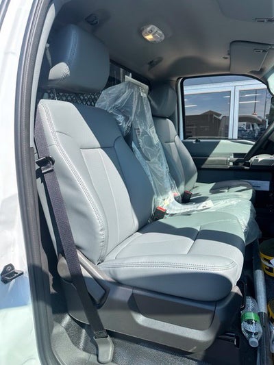 2027 Ford F-750SD Base