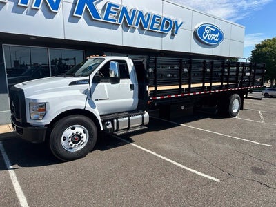 2027 Ford F-750SD Base
