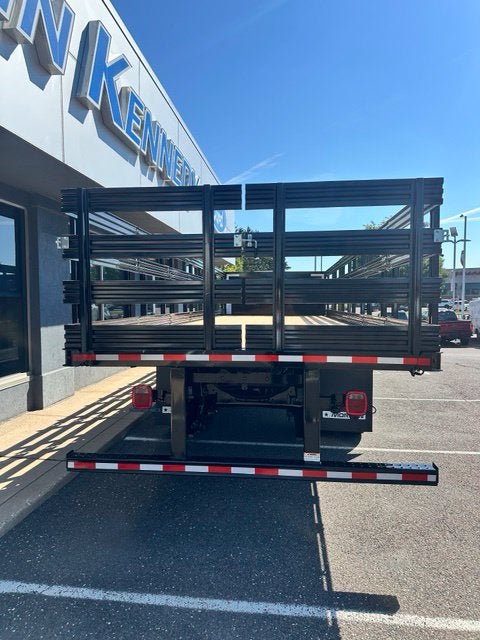 2027 Ford F-750SD Base