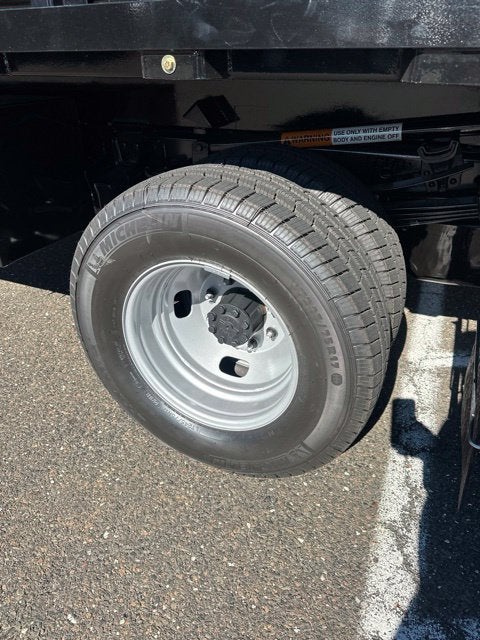 2027 Ford F-350SD XL 169 WB