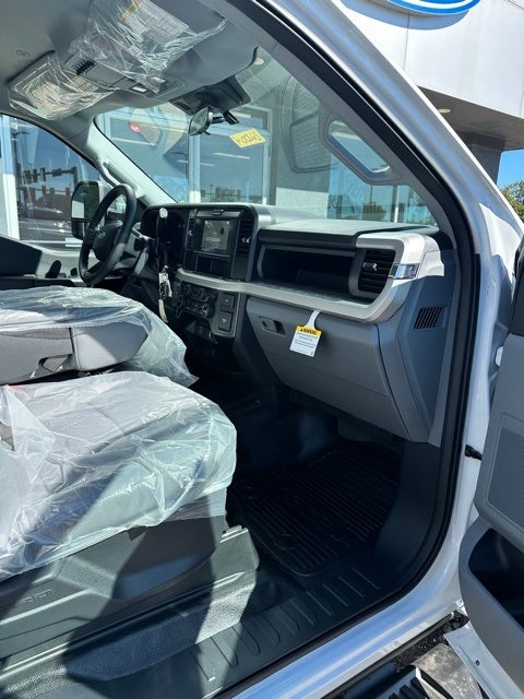 2026 Ford F-550SD XL Voth Service Body Commercial