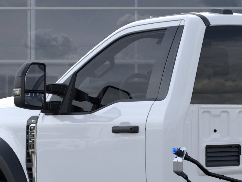 2026 Ford F-550SD DRW