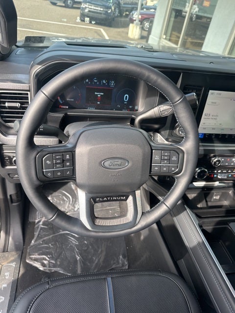 2025 Ford F-350SD Platinum pickup