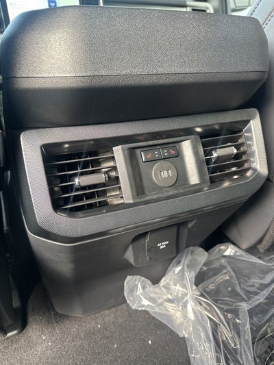 2025 Ford F-350SD Platinum pickup