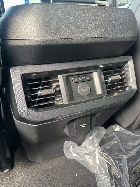 2025 Ford F-350SD Platinum pickup