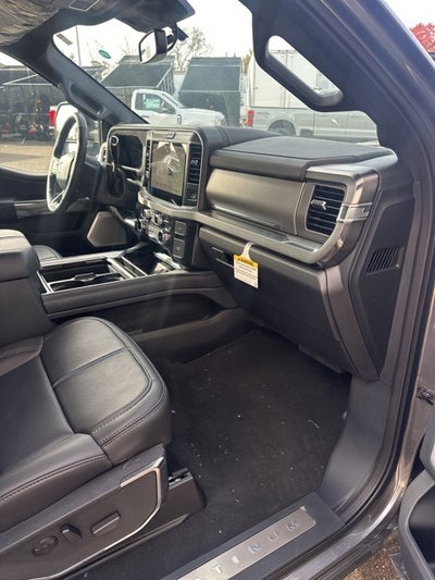 2025 Ford F-350SD Platinum pickup