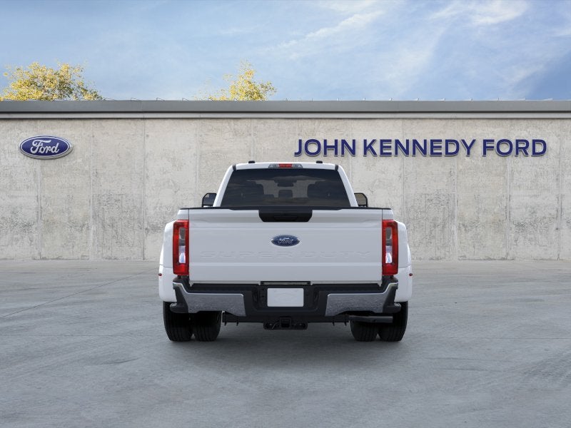 2026 Ford F-350 XLT DRW Pickup