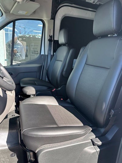 2027 Ford Transit-250 Base