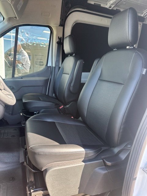2027 Ford Transit-250 Base