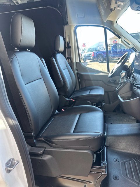 2027 Ford Transit-250 Base