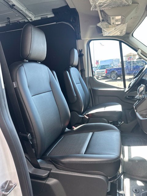 2027 Ford Transit-250 Base